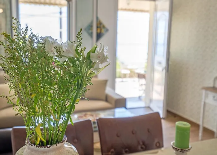 Marios Villa Pórosz